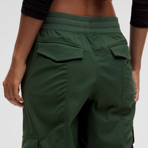 Lululemon Dance Studio Pants size Small Legacy Green Joggers - Picture 5 of 8